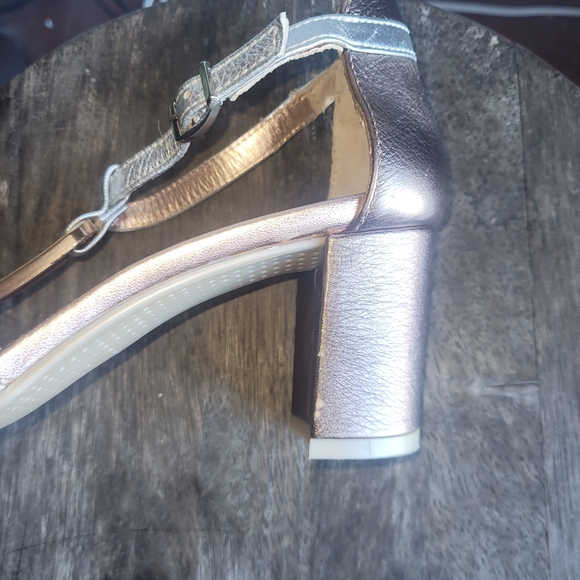 Hispanita Silver, Bronze and Gold Toned Heeled Sandals Sz.36 - Picture 6 of 8